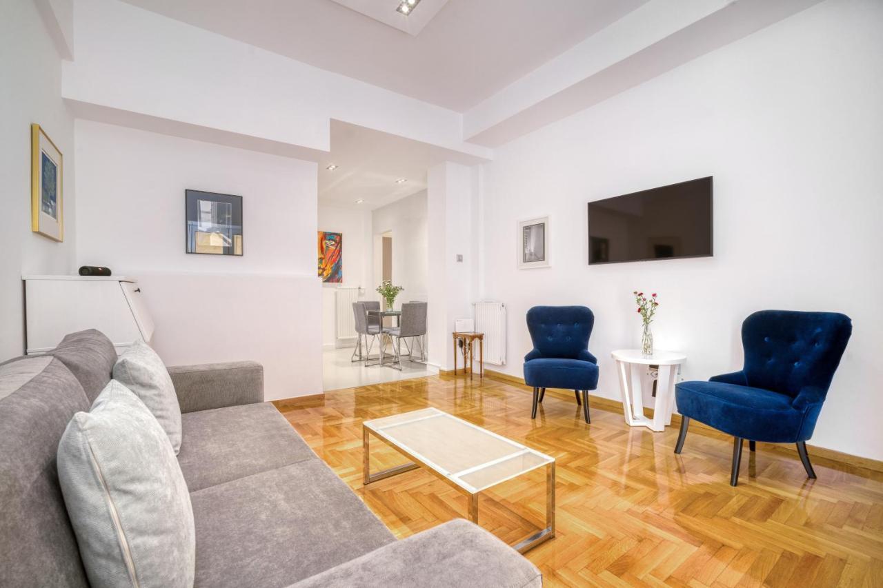 Elegant Light Two Bedroom In Center Apartament Ateny